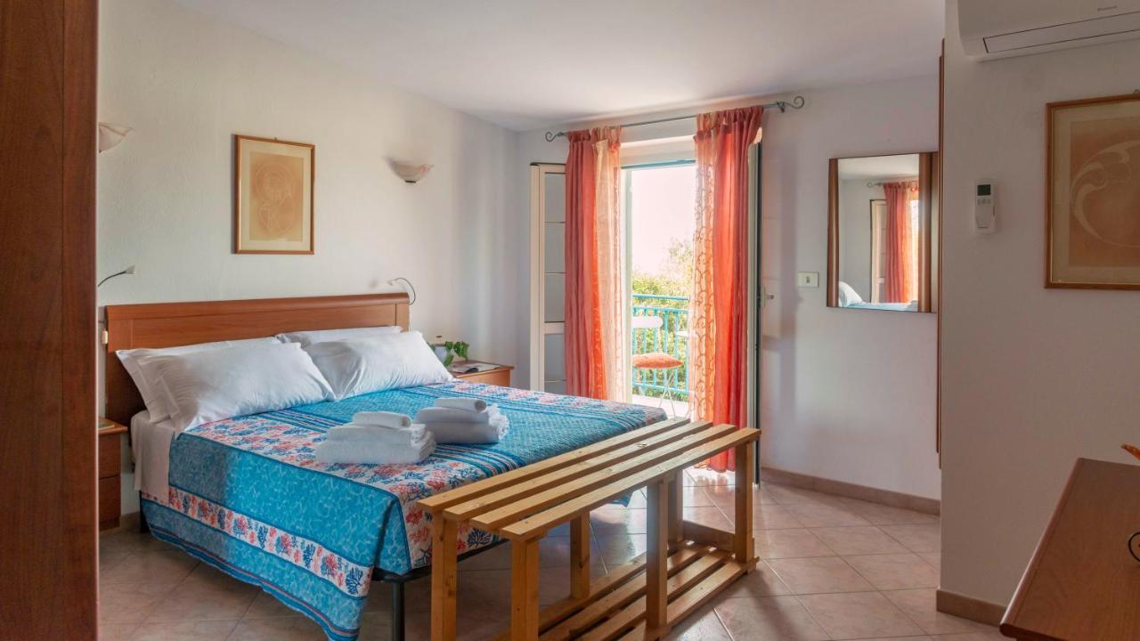 Gabbiani - Cala Gonone Apartment Bagian luar foto