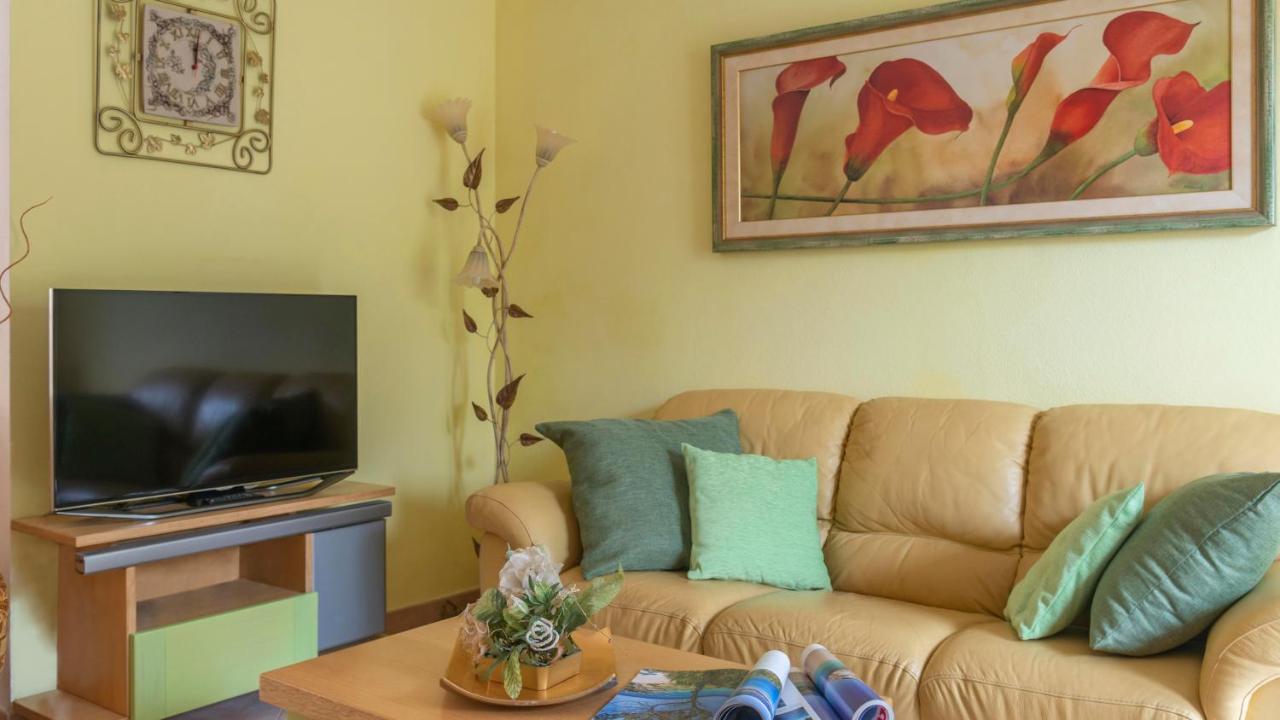 Gabbiani - Cala Gonone Apartment Bagian luar foto